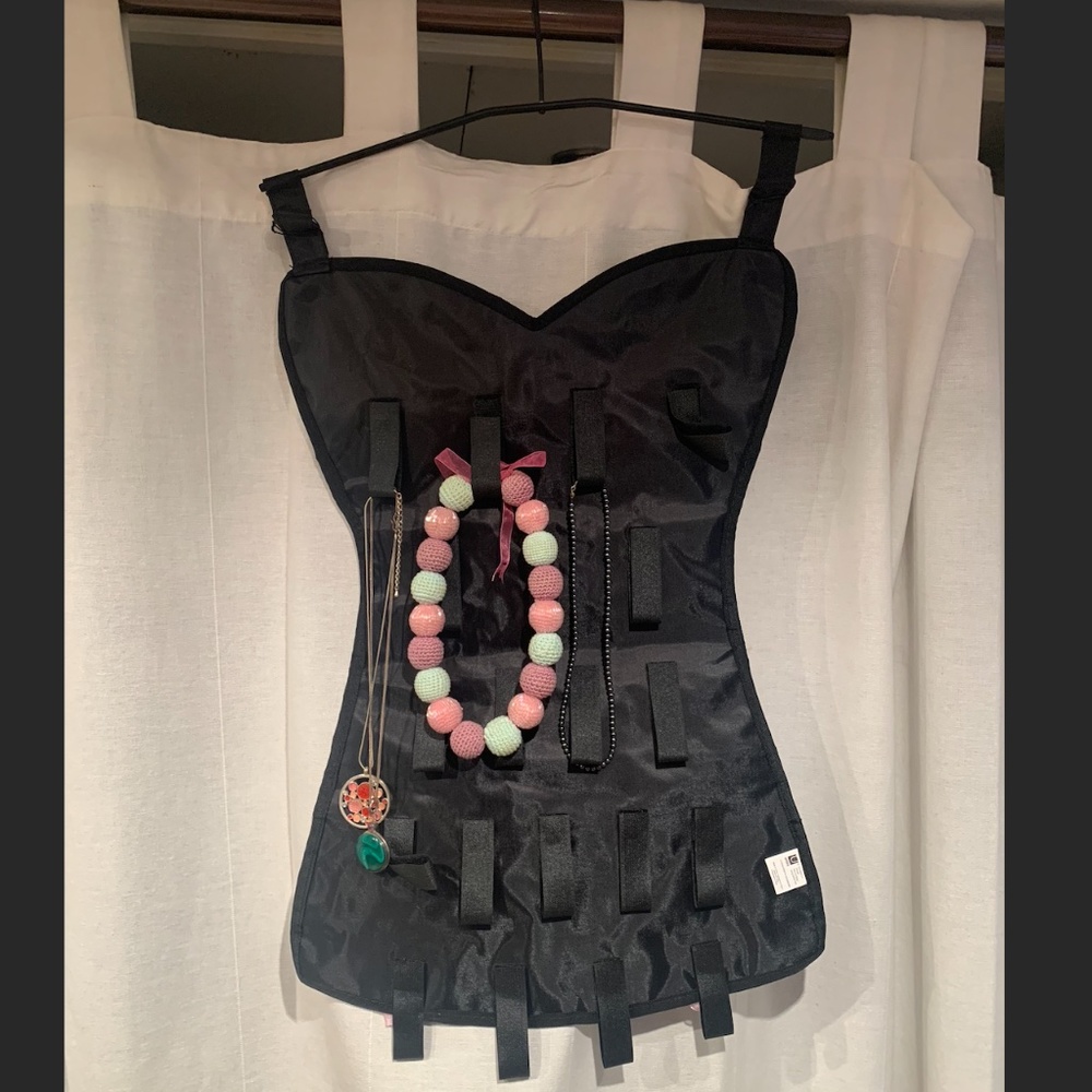 Umbra Plastic Hanging Jewelry Organizer